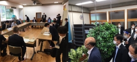 北村誠吾地方創生担当相、浜田高知県知事の両名が、弊社のオフィスへ視察でお越し頂きました